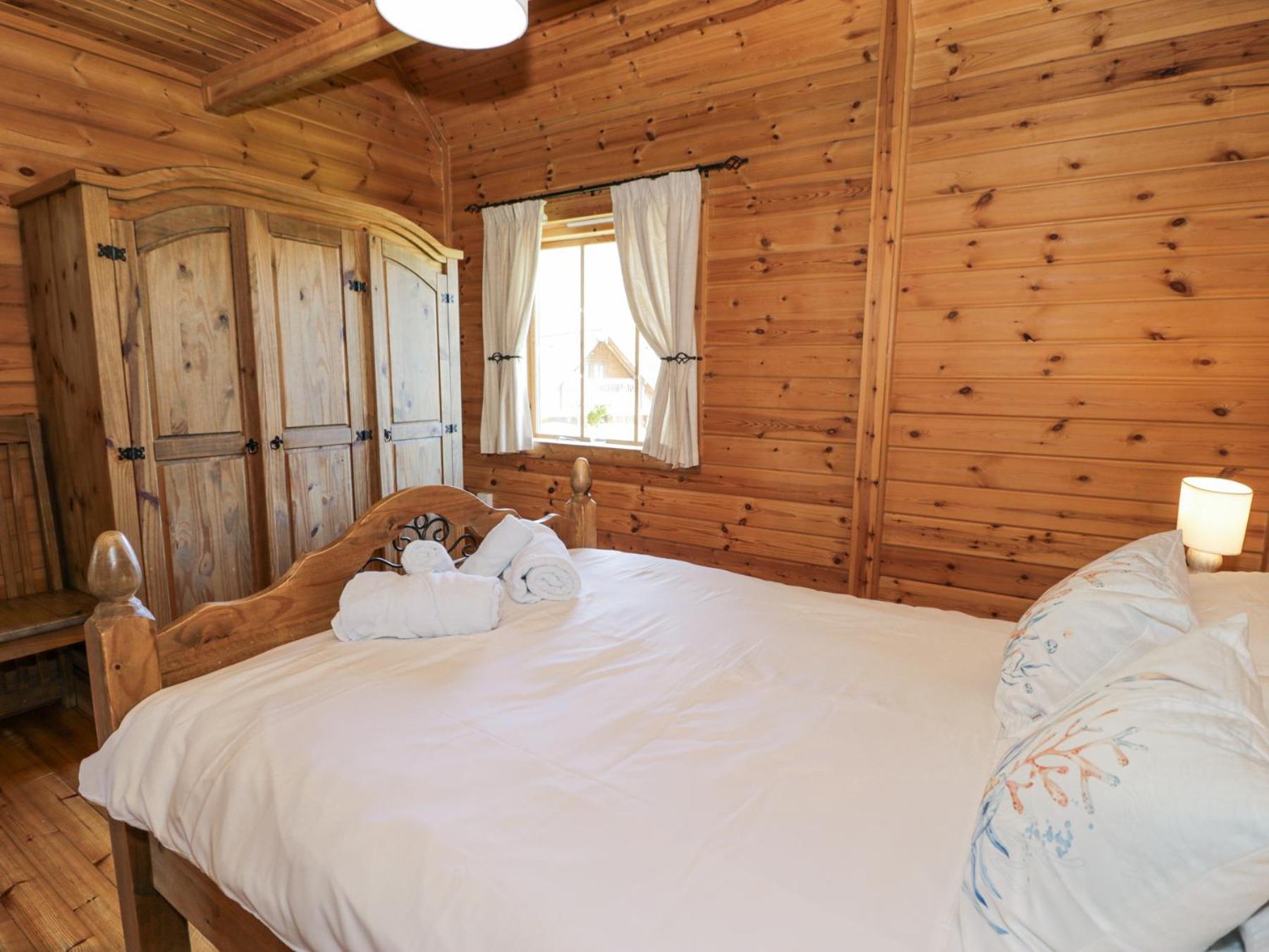 Sun View Lodge Ланбедър Екстериор снимка