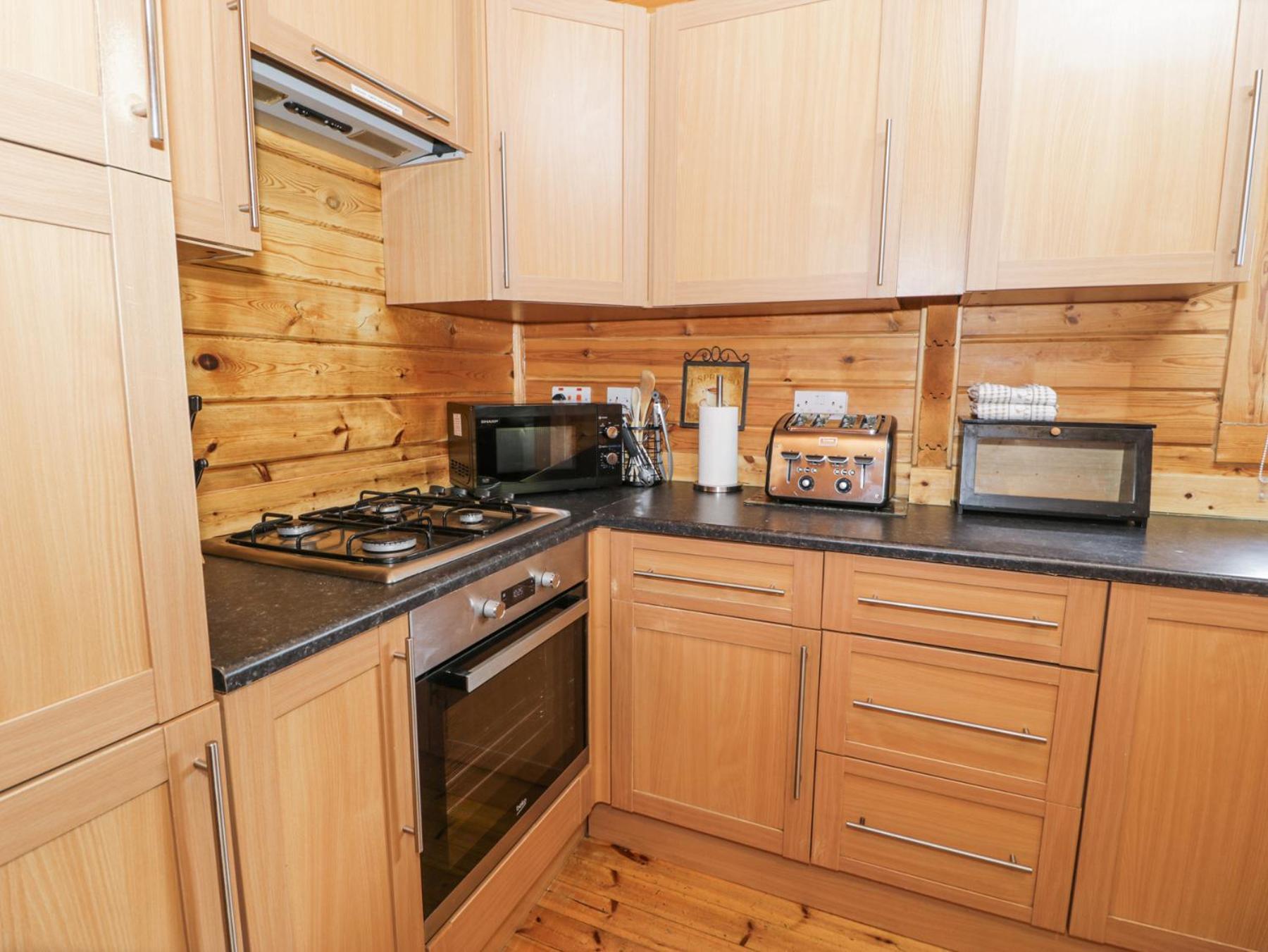 Sun View Lodge Ланбедър Екстериор снимка